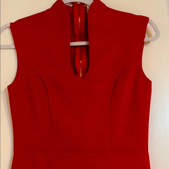 Slim Red Dress - Picture 2 of 4